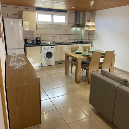 Lägenhet Acogedor A And B - *