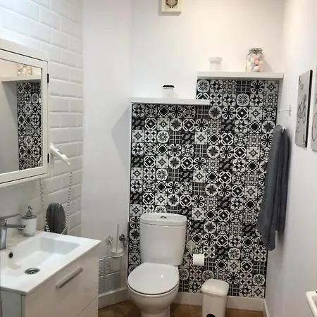 Acogedor Piso En 1-b Wifi Appartamento Chío